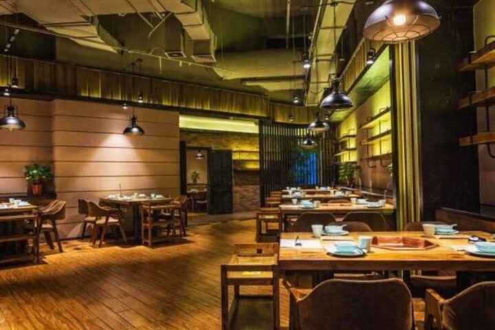 Beyond the Menu: The Many Factors People Consider When Choosing a Restaurant